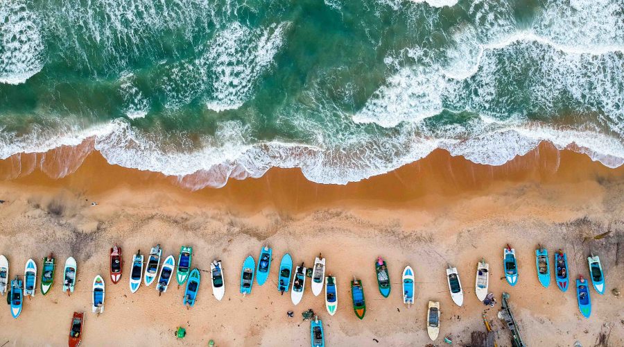 Arugam bay beach with boats, Sri Lanka Arugam-bay-beach-with-boats-Sri-Lanka Sri Lanka Voyages